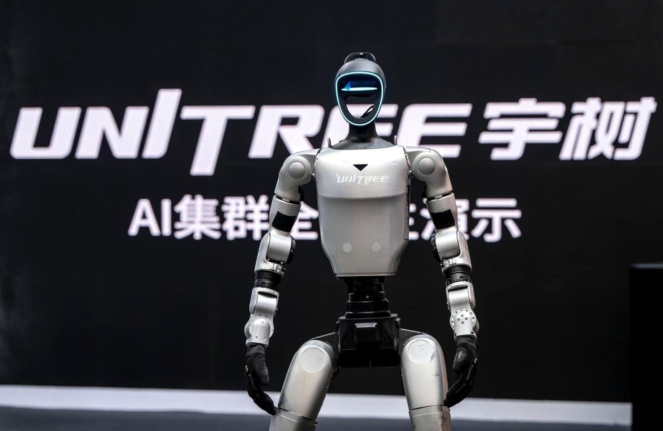 Dancing robot company pops 460% in Shanghai IPO