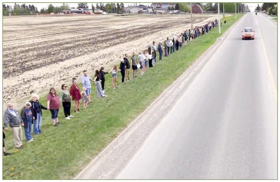Hundreds of Rural Albertans Line Up to Battle Data Centre Goliath